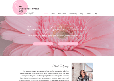 My UnPhotoshopped Life | Custom blog design